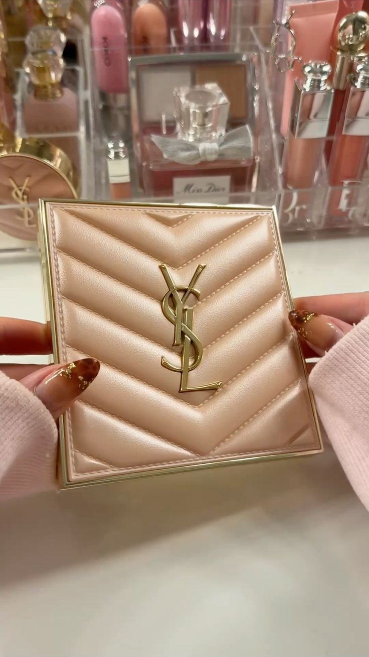 YSL Eternal Perfection Luxurious Shine 6-Color Cheek Palette (Limited Edition)