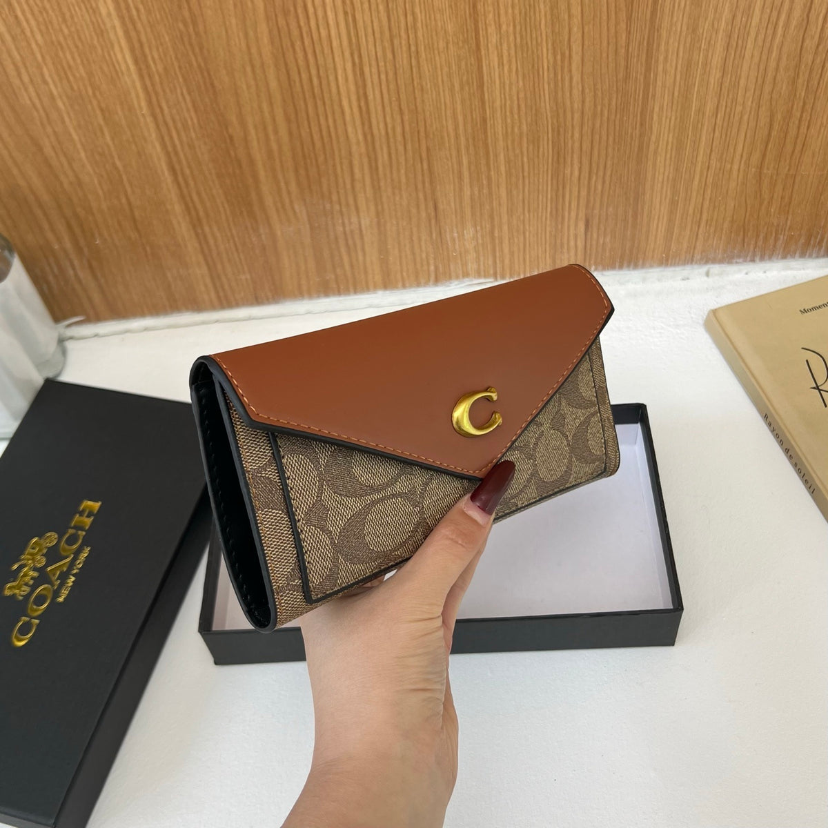 Coach Long Wallet (Tabby Bag Matching Wallet)