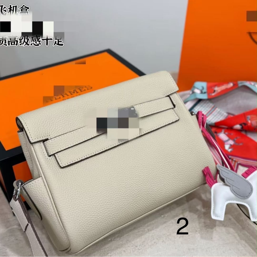 Hermès Calfskin Messenger Bag
