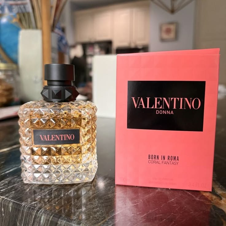 Velentino Born In Roma Coral Fantasy 100ML (Women)