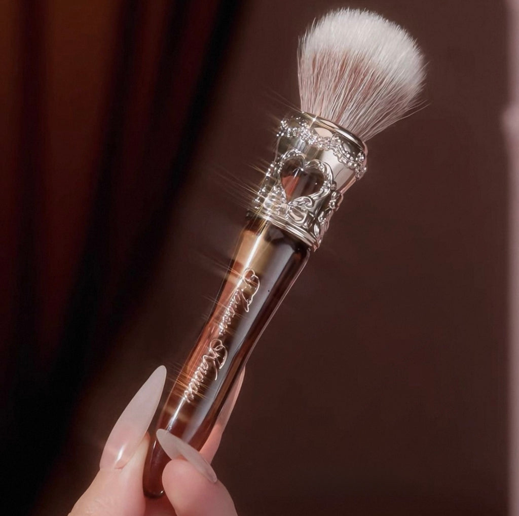 Forever Knows Glass Sweetie Bear Rounded Blush Brush