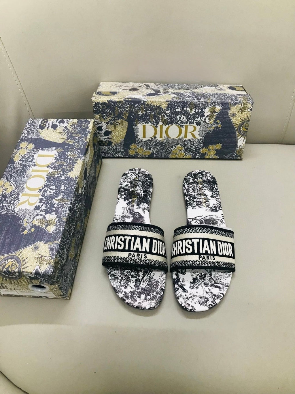 Dior Pattern Sandals 🤍