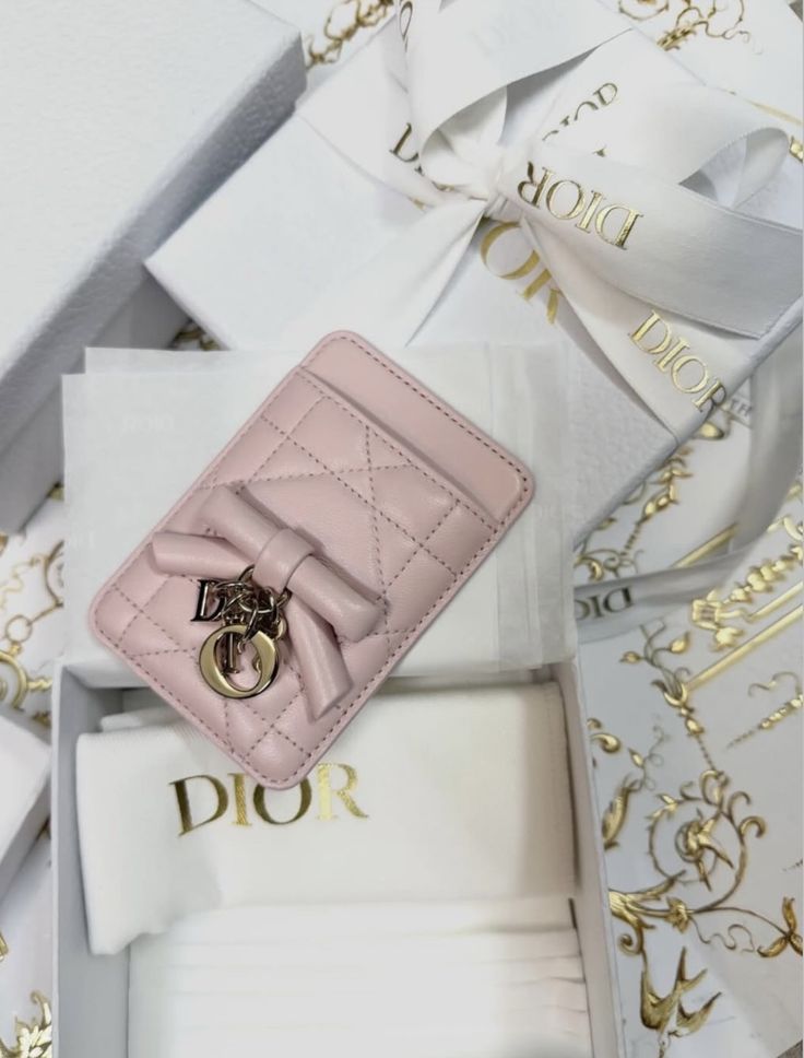 Dior Bow Pink Magnetic Cardholder
