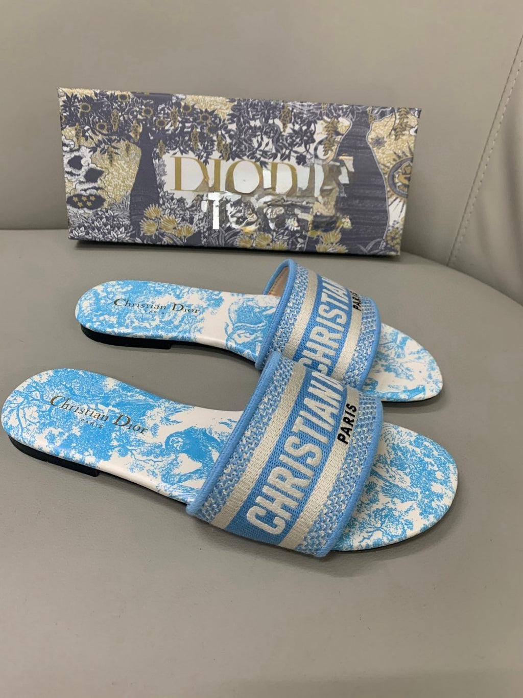 Dior Pattern Sandals 🤍