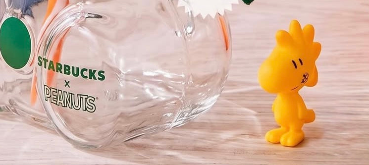 Starbucks X Peanuts Snoopy Glass Cup (Presale) - releases on 15 September (Reserve Yours)🧡🎃